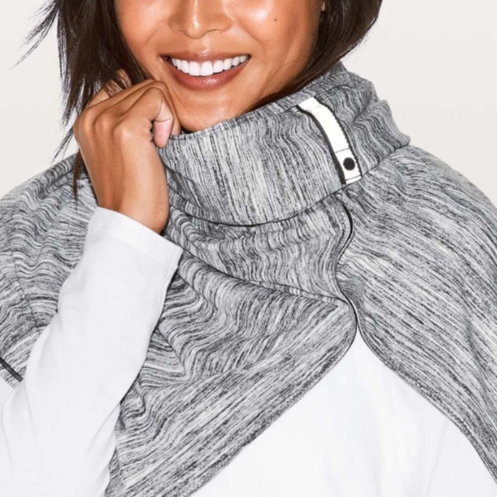 [lululemon] Vinyasa Scarf - Space Dye Camo Black White